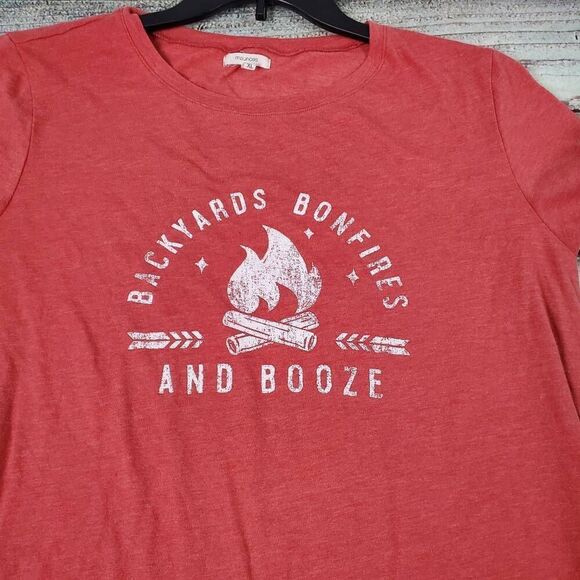 Maurices XL Red Graphic Tee – Backyards Bonfires & Booze Shirt, Cotton Blend - Picture 2 of 8